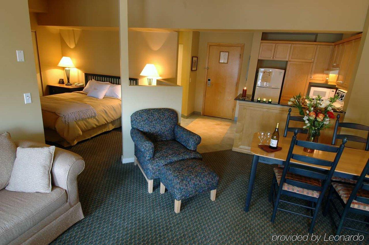 Homewood Suites By Hilton Mont-Tremblant Resort Room photo